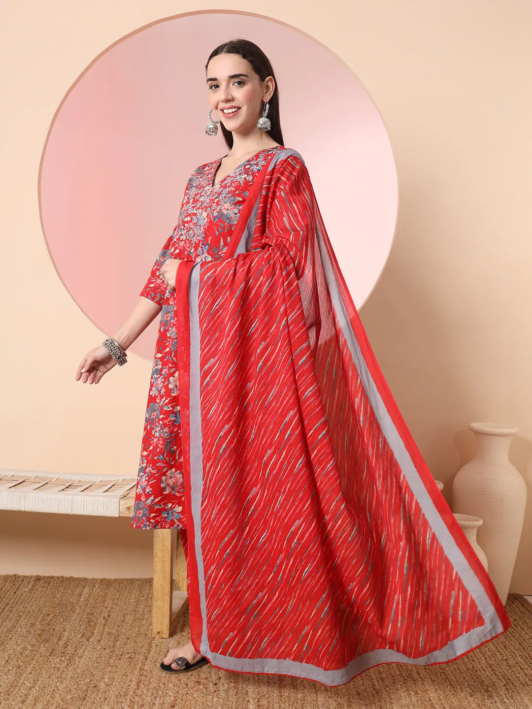 Yufta Red Pure Cotton Thread_Work Straight Kurta Dupatta Pant Set