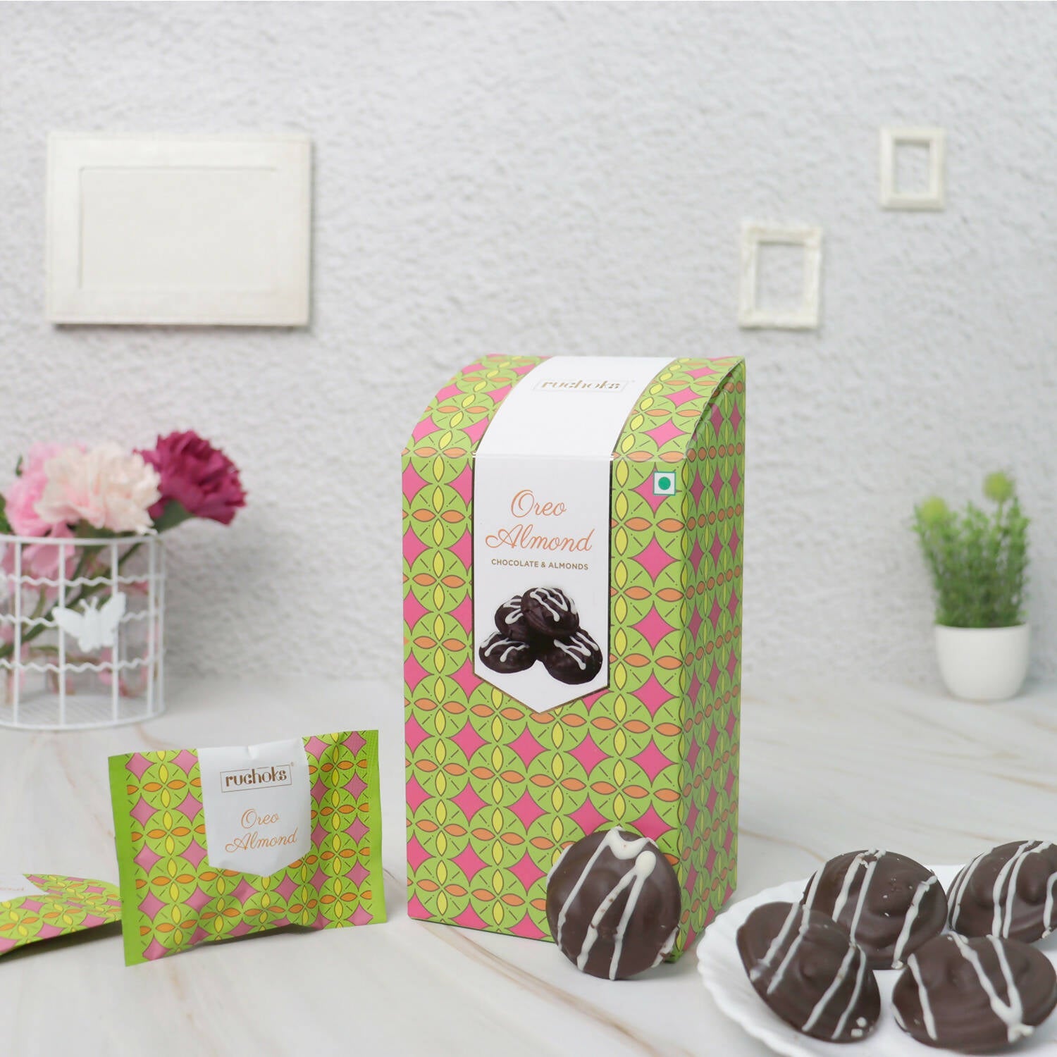 Dibha Ruchoks - Oreo Almond