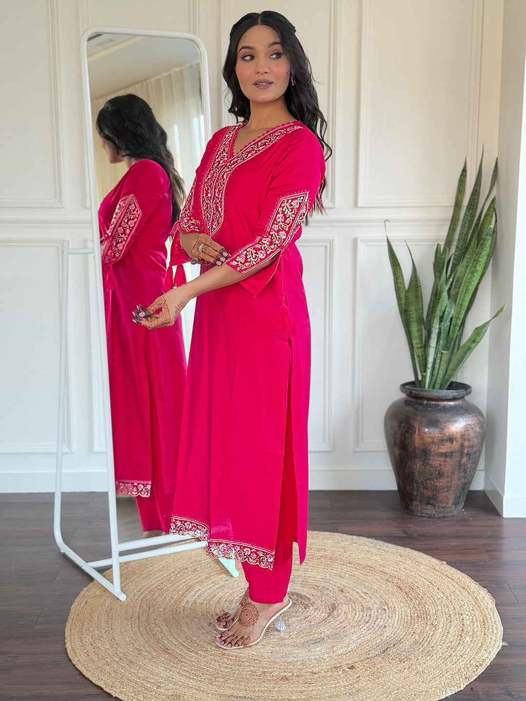 The52 Beautiful Women's Thread work Viscose Fabric Straight Kurta, Pant and Dupatta Set - Distacart