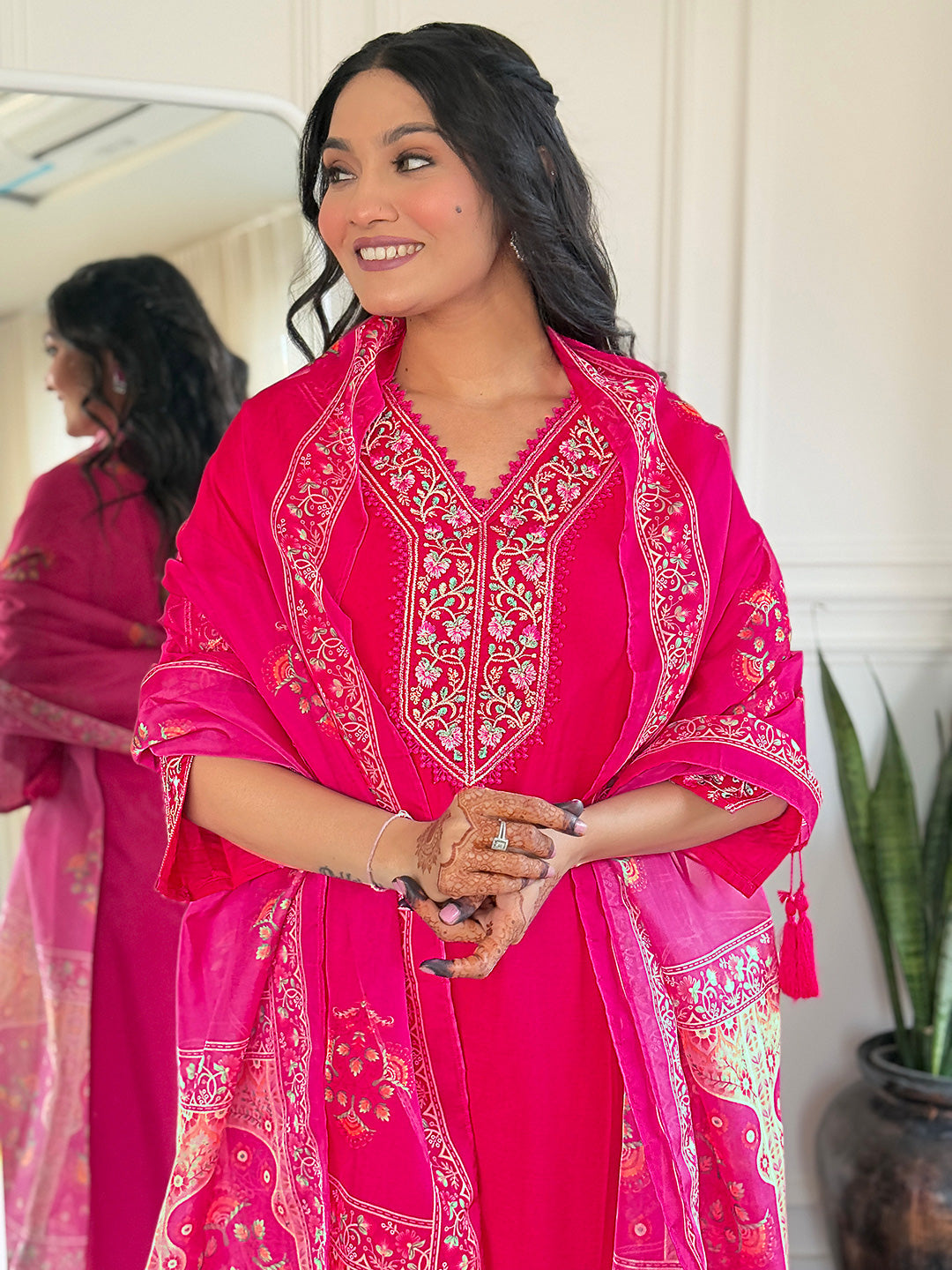 The52 Beautiful Women's Thread work Viscose Fabric Straight Kurta, Pant and Dupatta Set - Distacart
