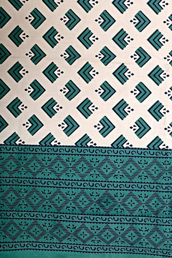 Vamika Printed Cotton Sea Green & White Bedsheet With Pillow Covers (LEOC_BRFI_SG)