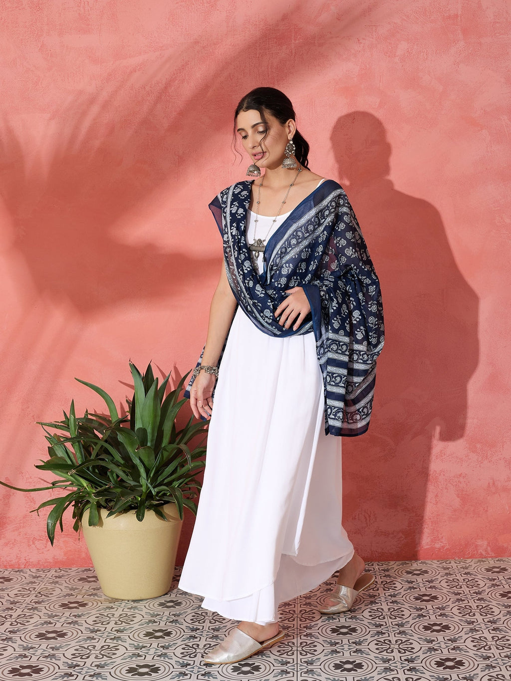 InWeave White Strappy Kurta Palazzo Set With Blue Floral Dupatta