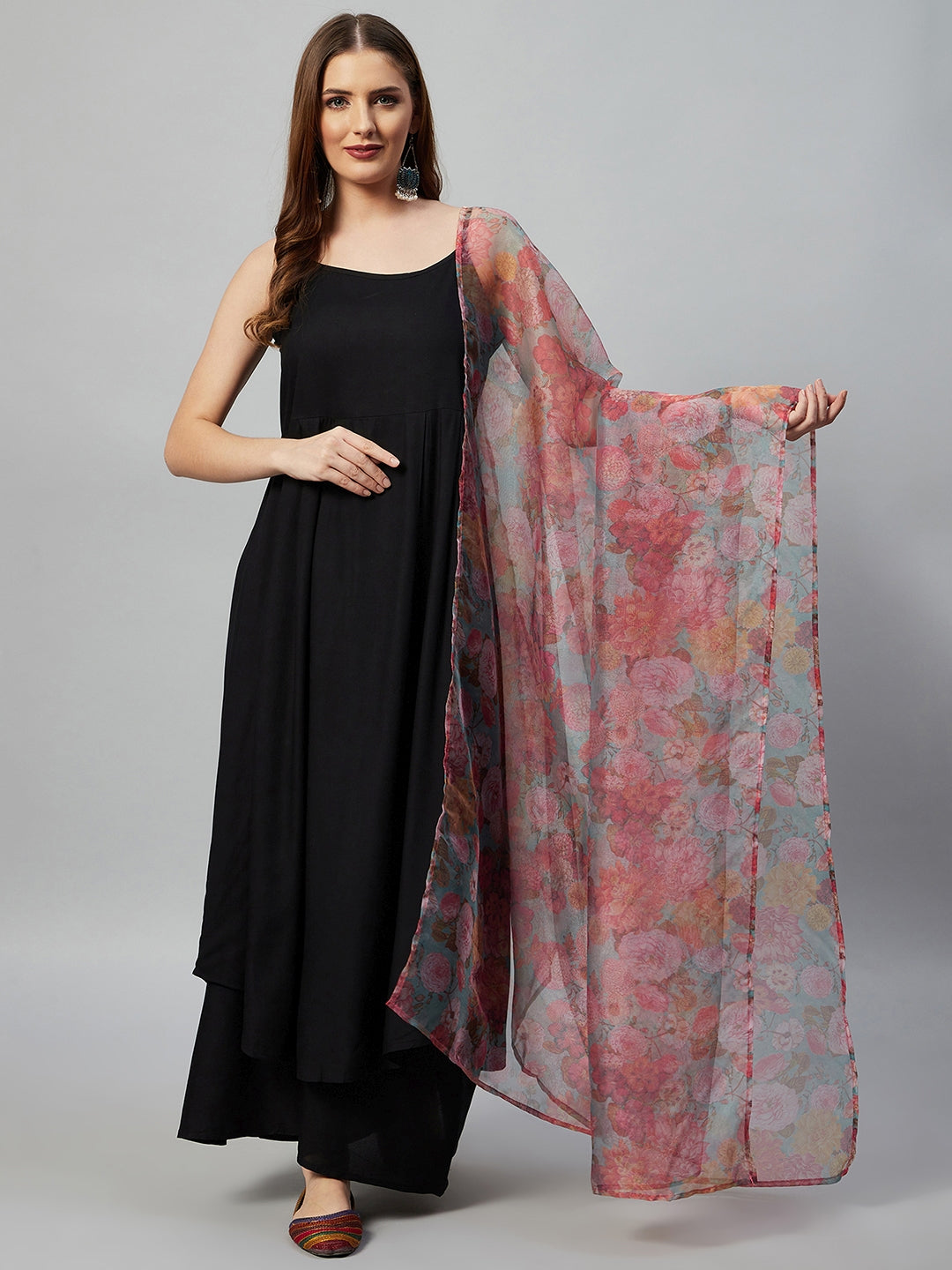 InWeave Black Strappy Set With Green Organza Dupatta