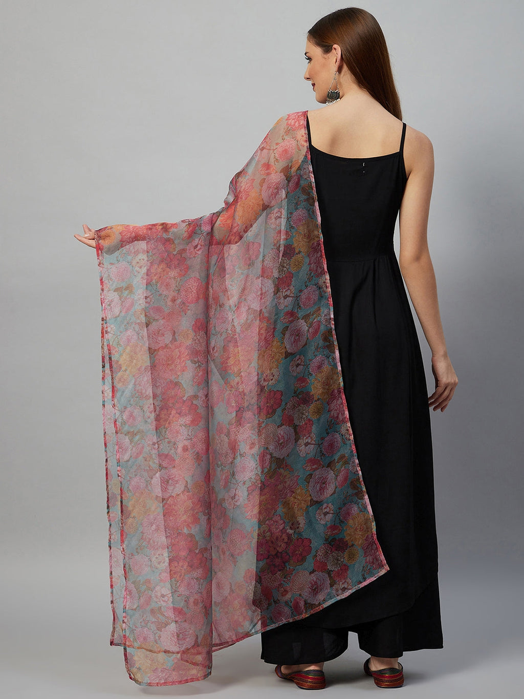 InWeave Black Strappy Set With Green Organza Dupatta