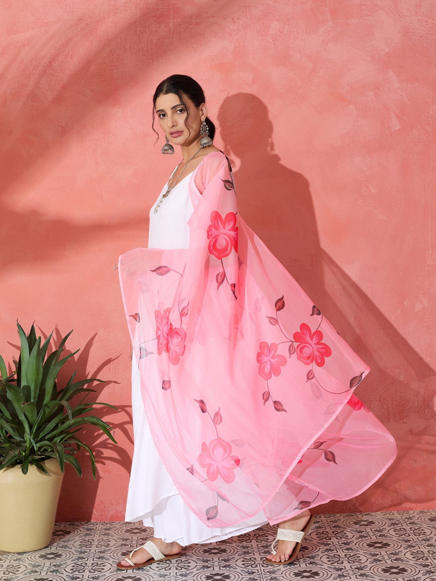 InWeave White Strappy Kurta Set With Pink Hand Print Dupatta