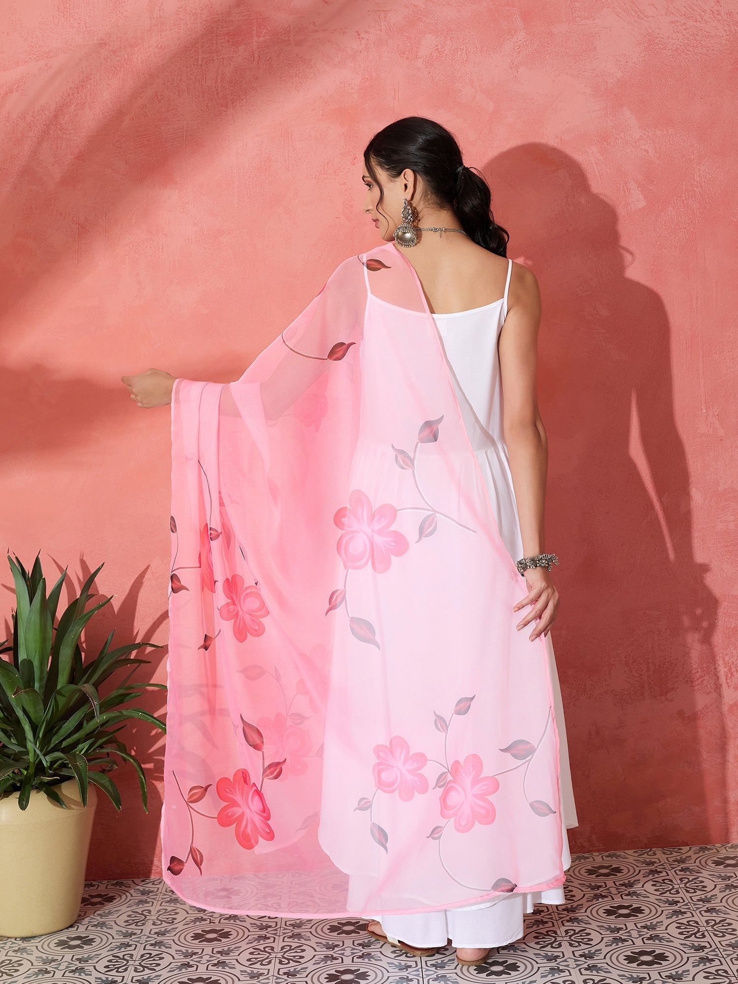 InWeave White Strappy Kurta Set With Pink Hand Print Dupatta