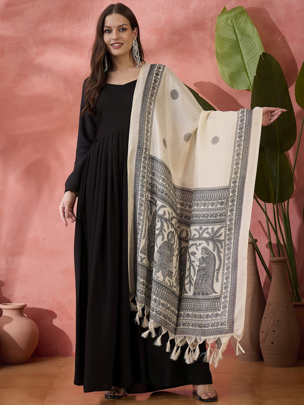 InWeave Black Sweetheart Kurta With Dupatta