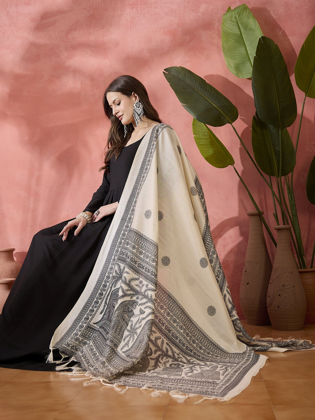 InWeave Black Sweetheart Kurta With Dupatta