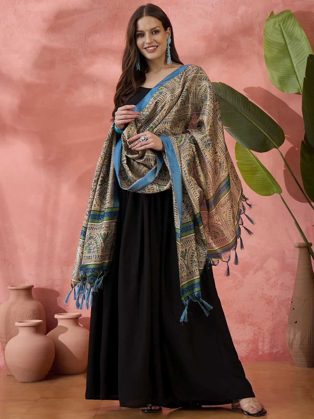 InWeave Black Sweetheart Kurta With Dupatta