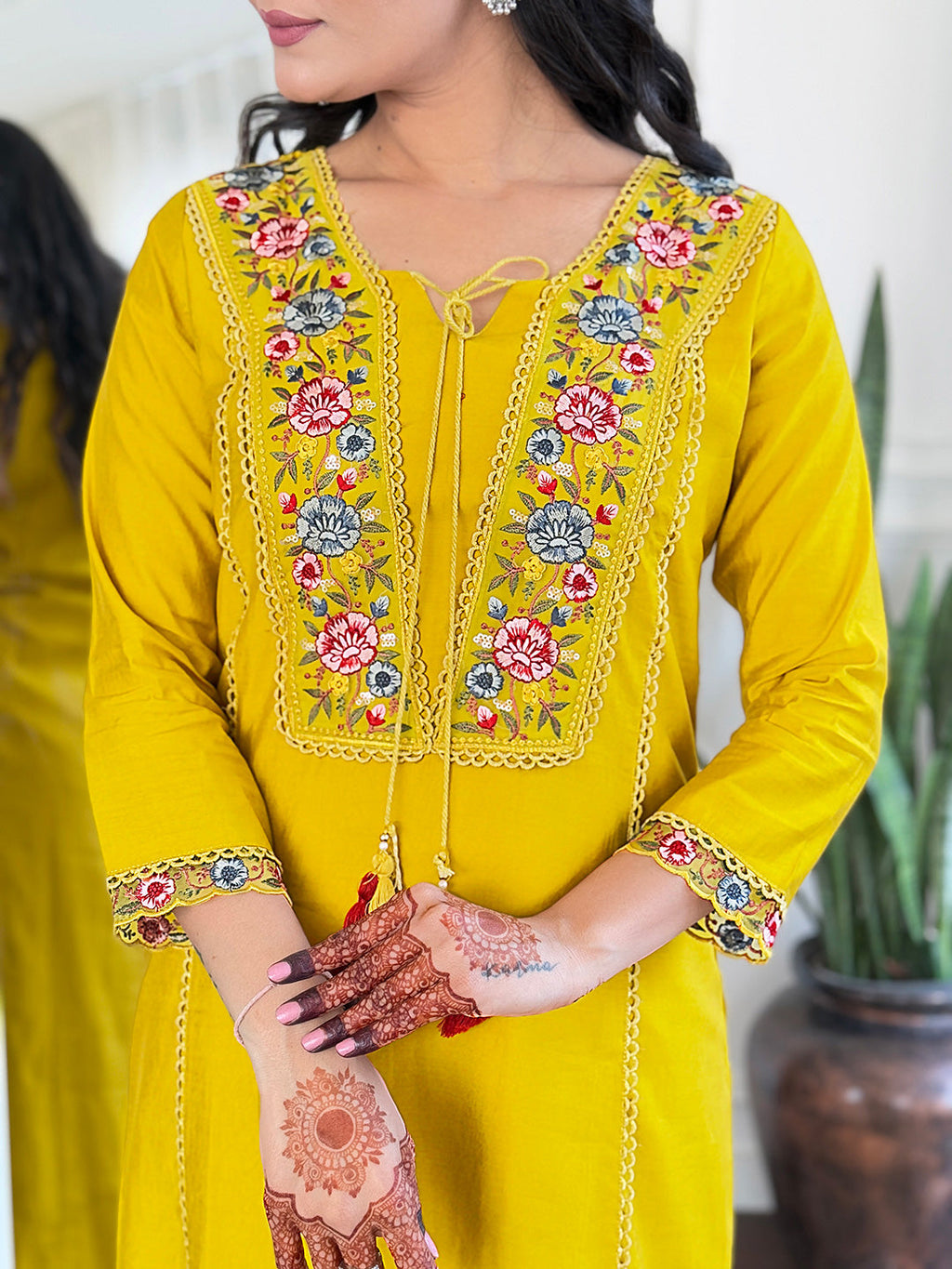 The52 Beautiful Women's Thread work Viscose Fabric Straight Kurta, Pant and Dupatta Set - Distacart