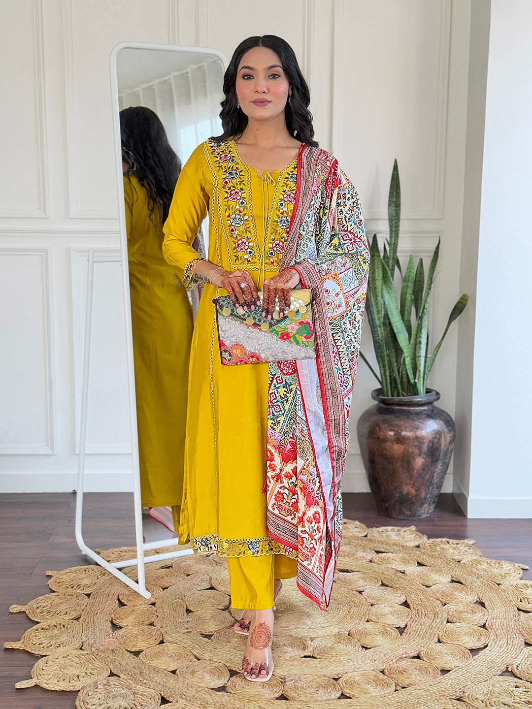 The52 Beautiful Women's Thread work Viscose Fabric Straight Kurta, Pant and Dupatta Set - Distacart