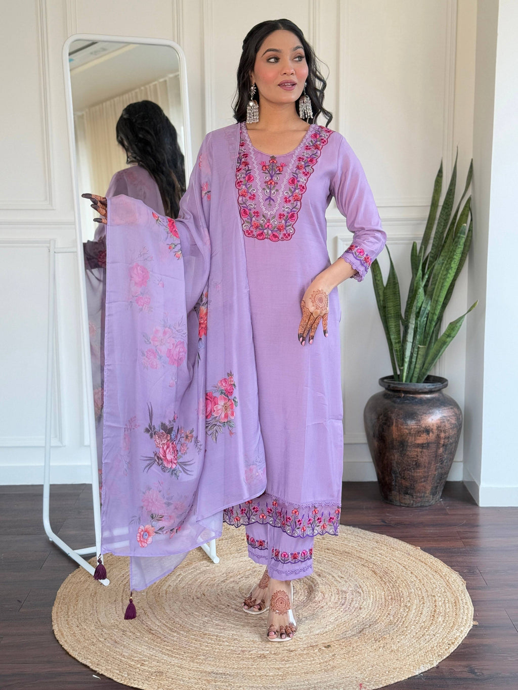 The52 Beautiful Women's Thread work Viscose Fabric Straight Kurta, Pant and Dupatta Set - Distacart