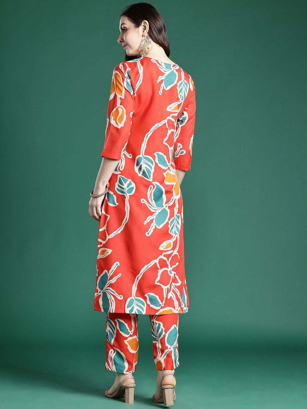 Indo Era Floral Printed Regular Pure Cotton Kurta with Trousers - Distacart