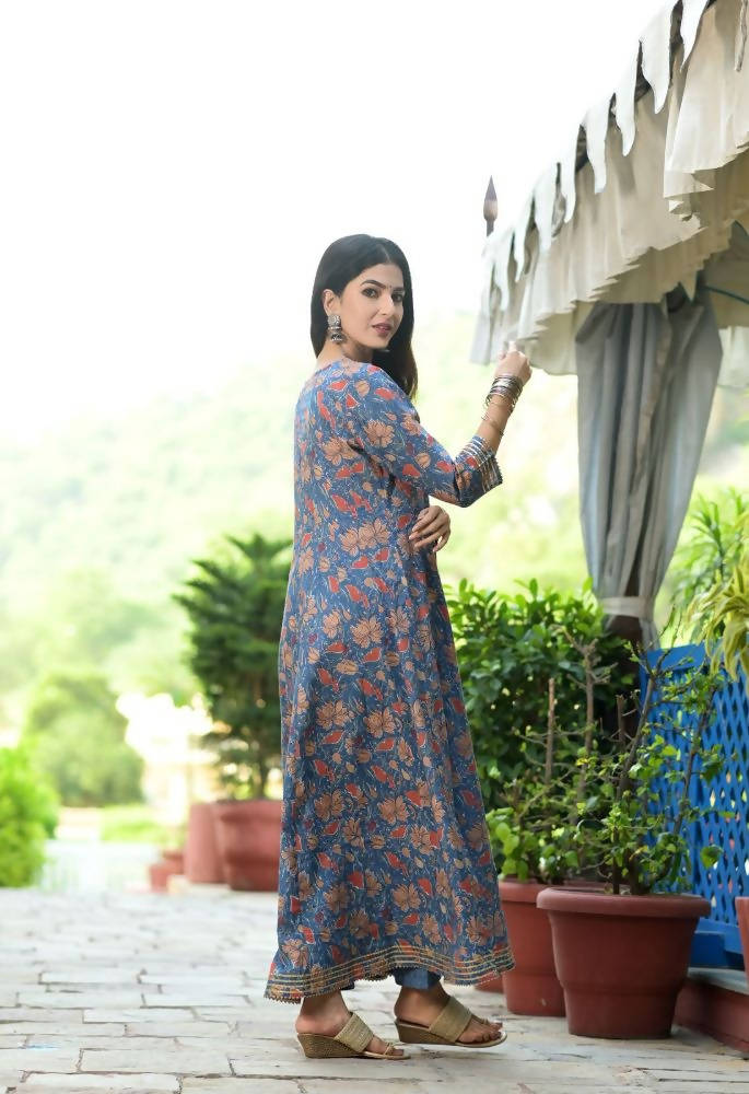 Yufta Women Blue Floral Yoke Design Regular Aari Work Pure Cotton Kurta with Trouser & With Dupatta