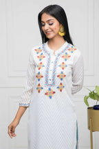 Myshka Women Solid Georgette Straight V-Neck White Kurtas - Distacart