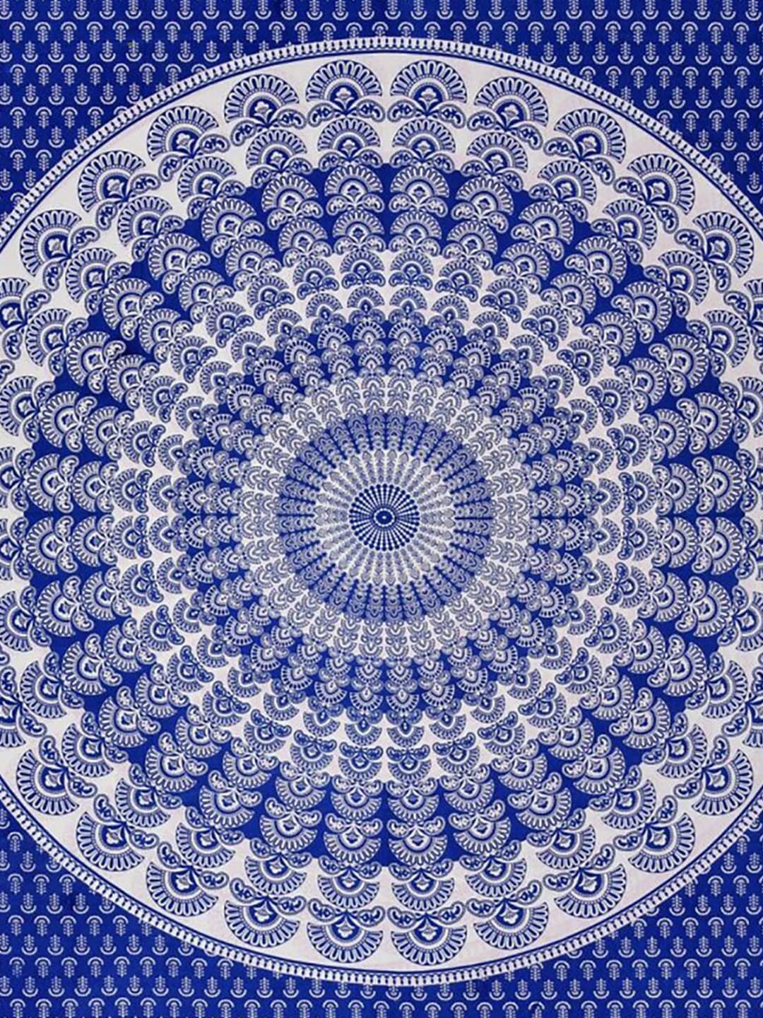 HOMETALES Blue & White Ethnic Motifs Cotton 104 TC King Bedsheet with 2 Pillow Covers