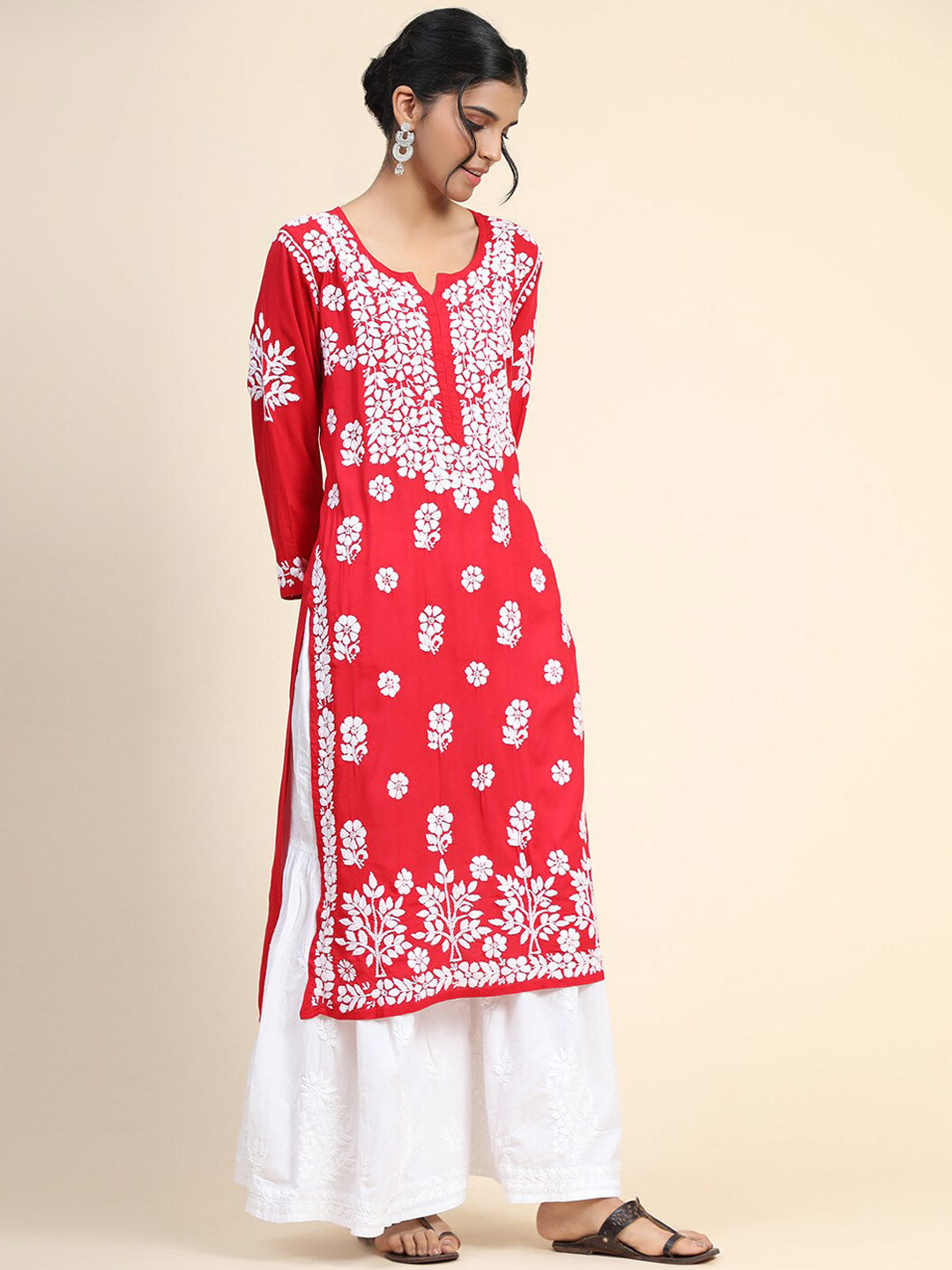 HOUSE OF KARI Women Embroidered Chikankari Cotton Kurta