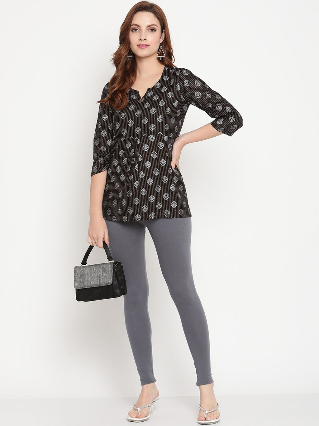 TAG 7 Women Grey Solid Cotton Ankle-Length Leggings