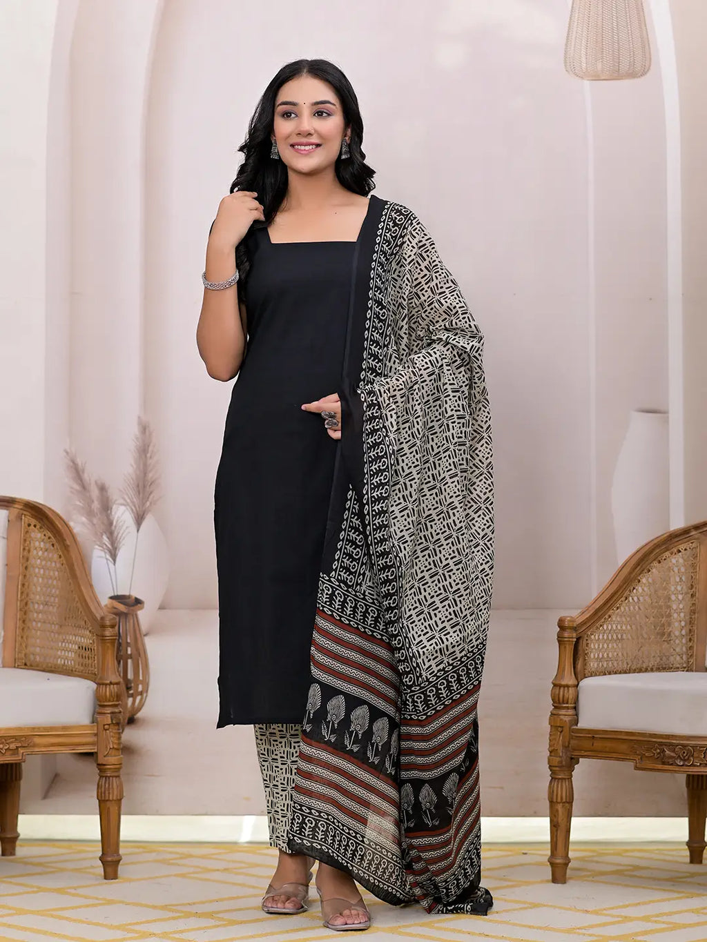 Yufta Black & Beige Pure Cotton Straight Kurta Dupatta Set