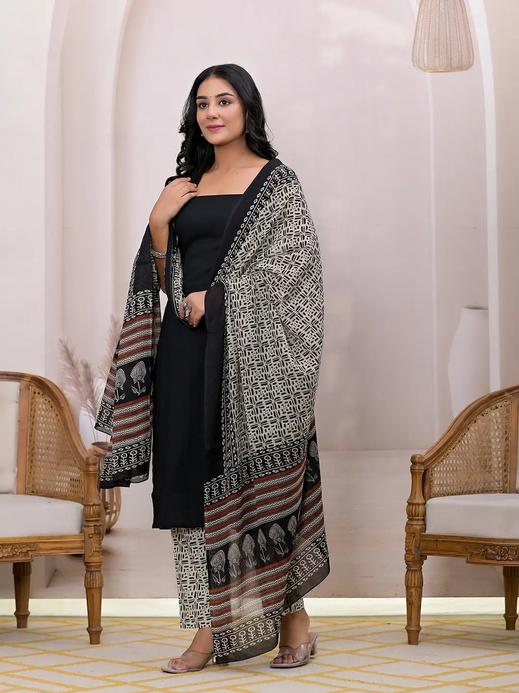 Yufta Black & Beige Pure Cotton Straight Kurta Dupatta Set
