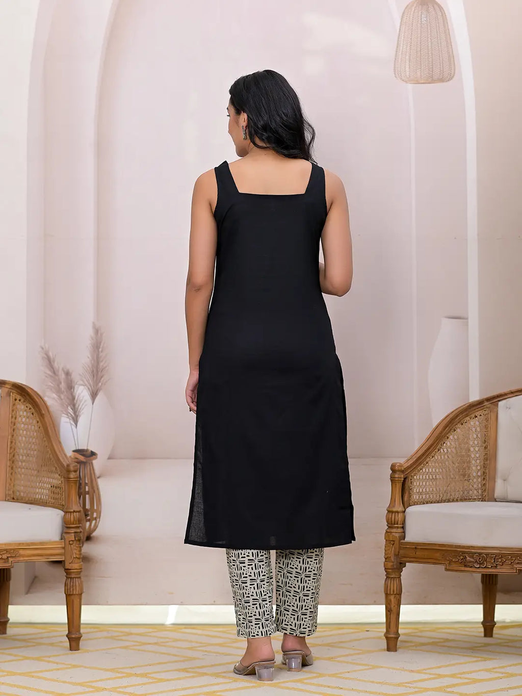 Yufta Black & Beige Pure Cotton Straight Kurta Dupatta Set