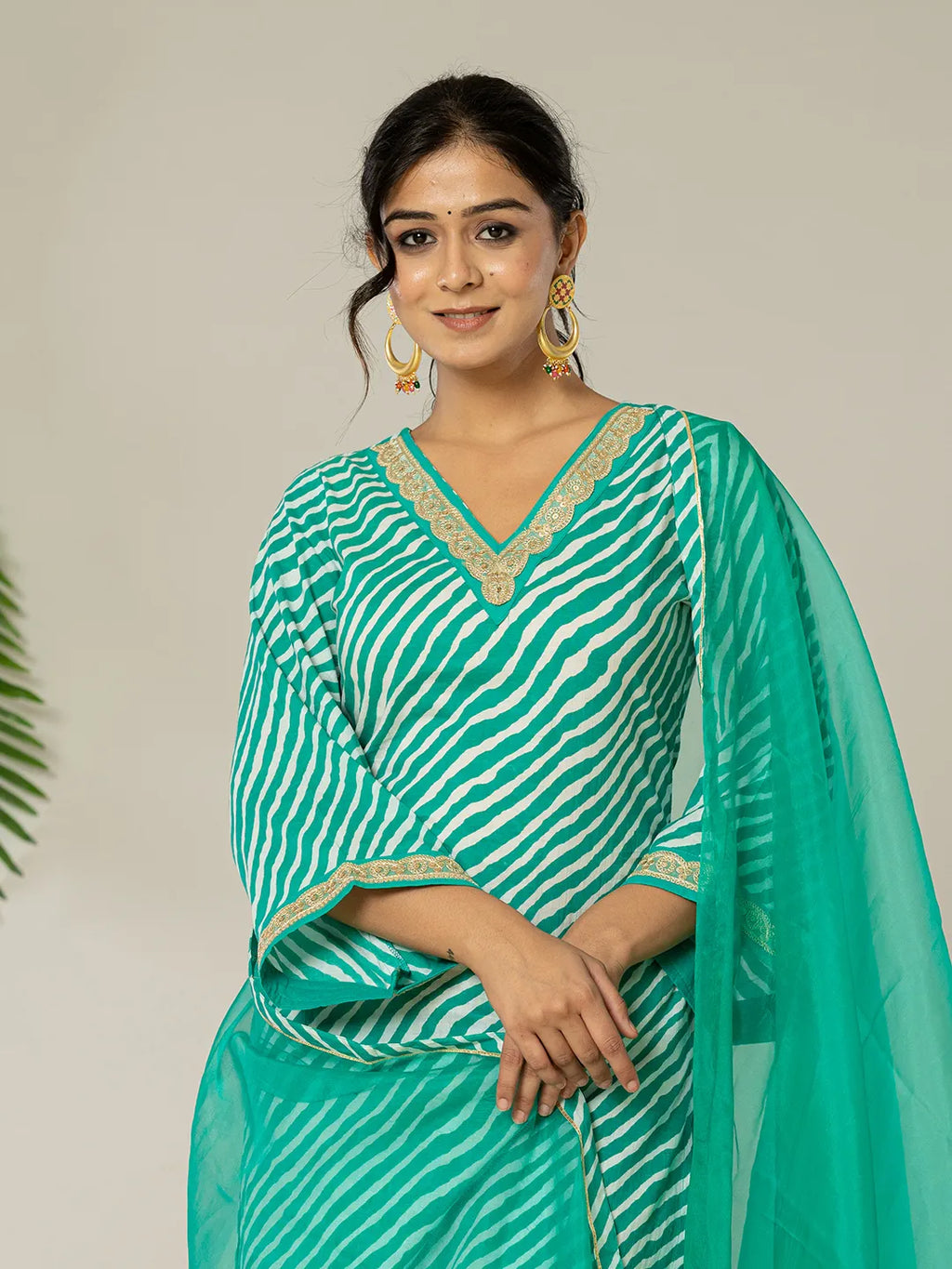 Yufta Teal Green Leheriya Print Cotton Straight Suit Set