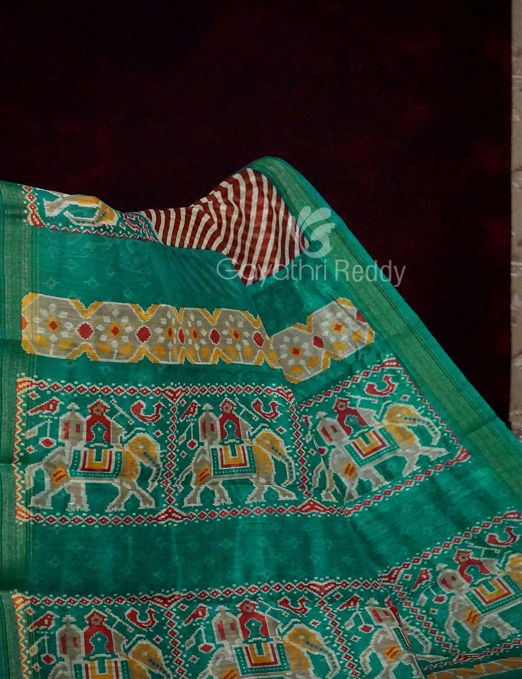 Off-White Red Striped Semi Chanderi Saree By Gayathri Reddy Designer Studio - Distacart