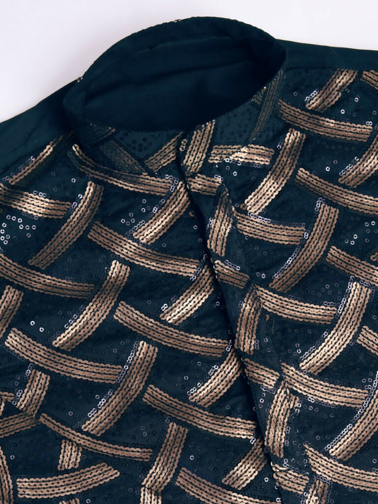 Vastranavya Traditional Festival Wear Pure Silk Thread & Sequence Embroidered Work Kurta