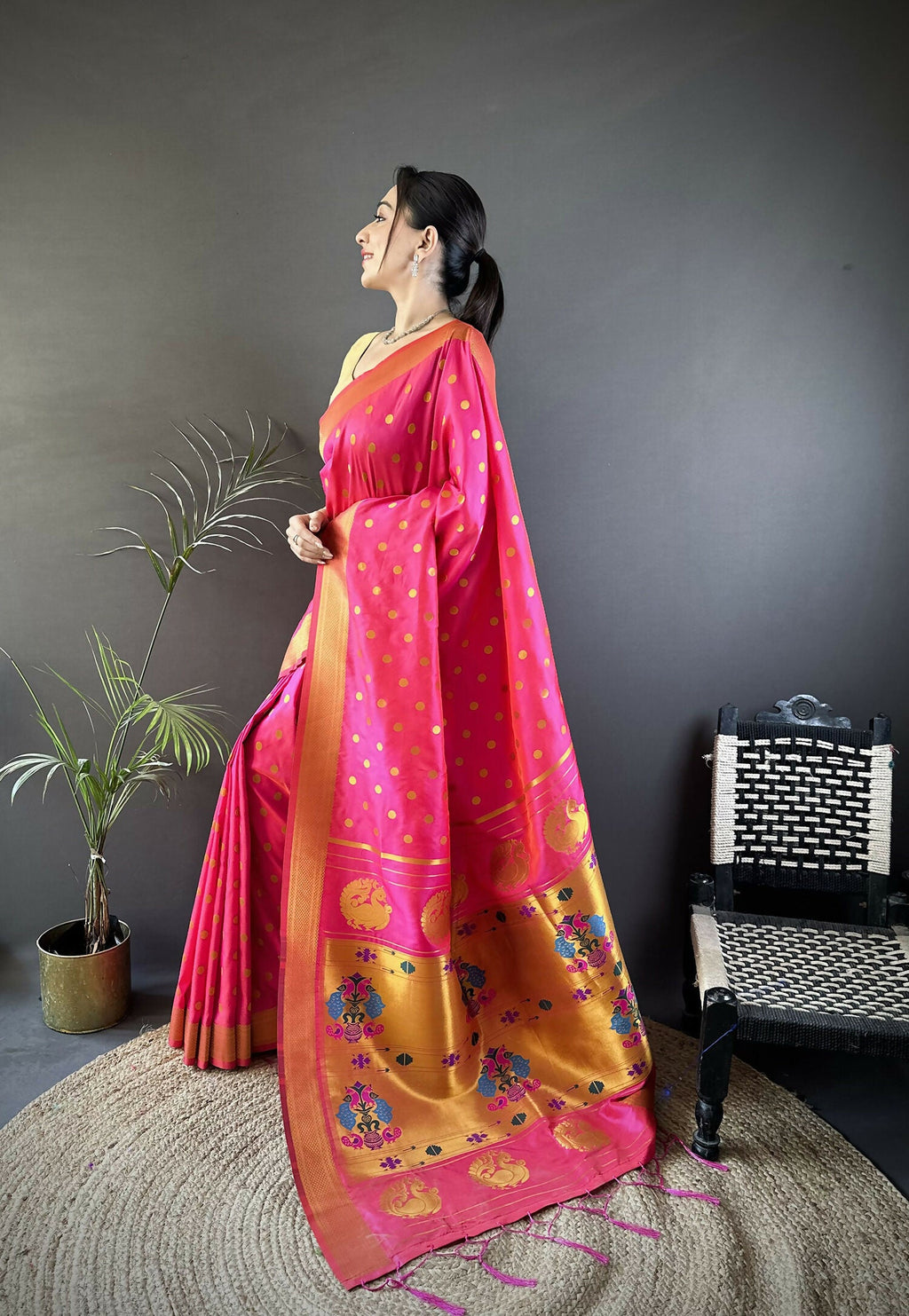 Joban Fashion Hot Pink Polka Dot Lichi Silk Paithani Silk Saree - Distacart