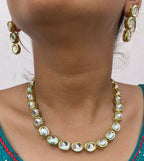 Joban Fashion Hand Made High Quality Gold Plated Base Metal Alloy Kundan Stone Studded Kundan Jewellery Set