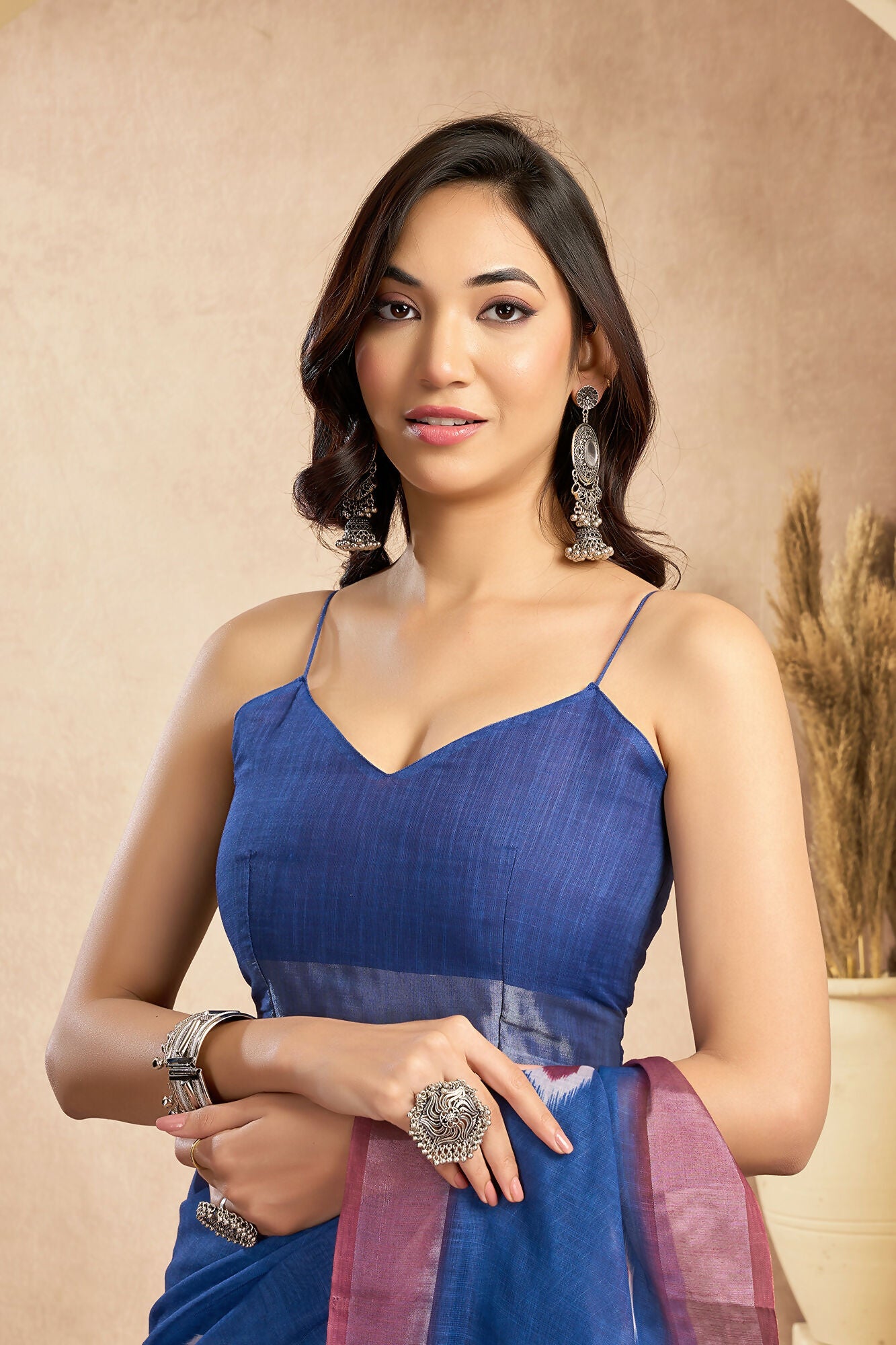 Vastranavya Blue Digital Printed Linen Ready To Wear Pocket Saree with Unstitched Blouse - Distacart