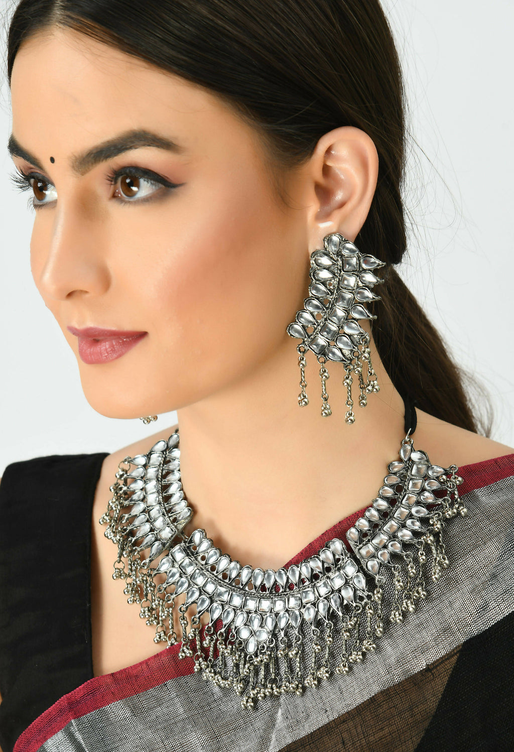 Mominos Fashion Johar Kamal Oxidised Silver-Plated Brass Finish Kundan Necklace For Women (Silver) - Distacart