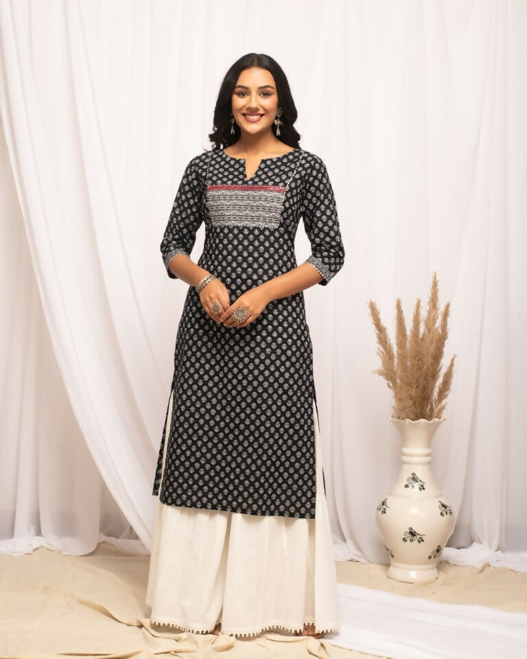 FIORRA Women's Floral Printed Black Cotton Straight Kurta