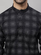 Even Apparels Black Pure Cotton Kurta With Band Collar - Distacart
