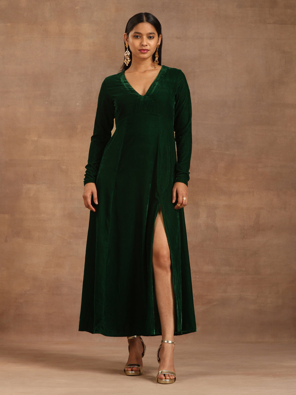 trueBrowns Green Velvet Dress - Distacart