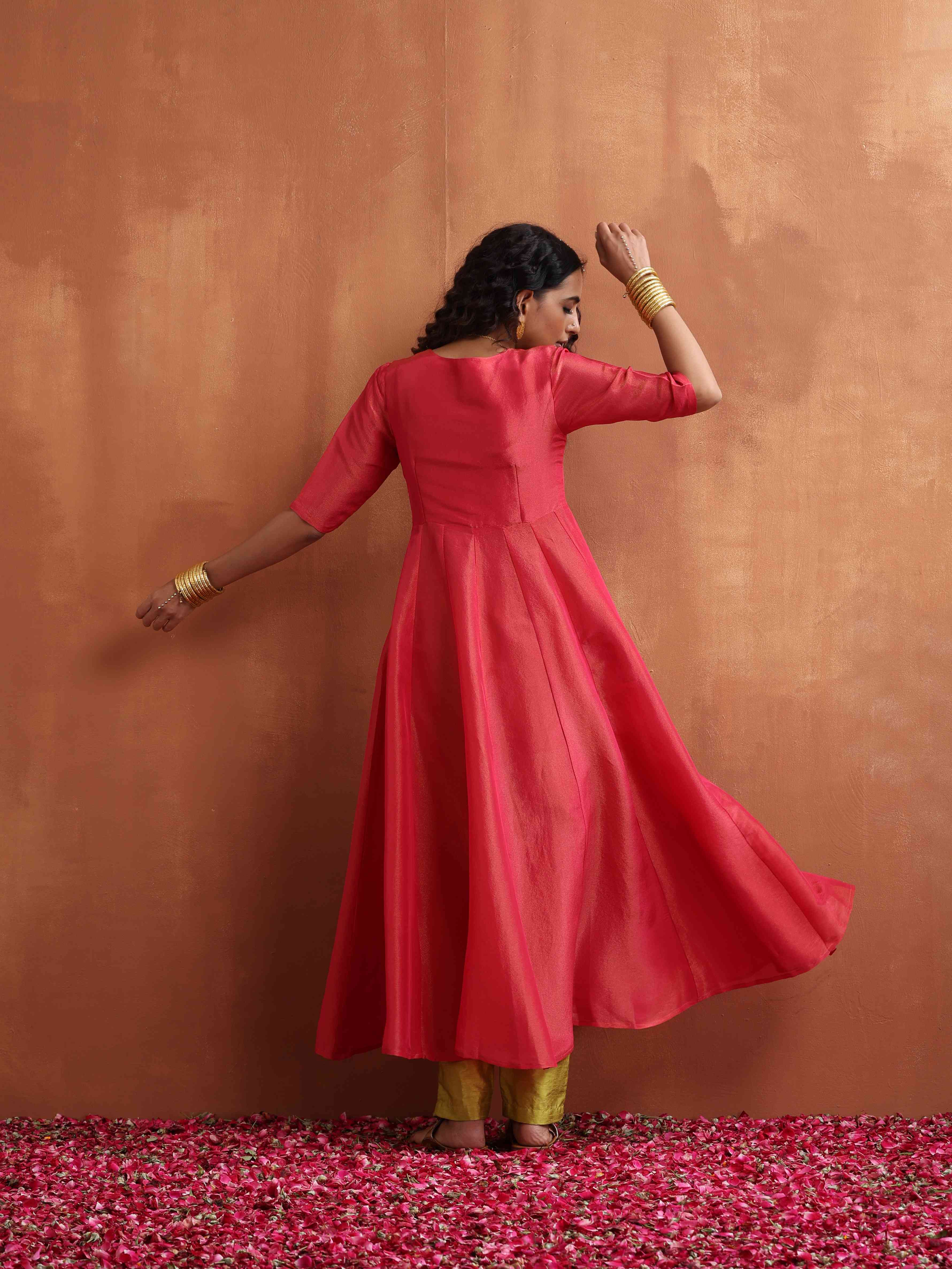 trueBrowns Hot Pink Tissue Flared Anarkali Kurta Set - Distacart