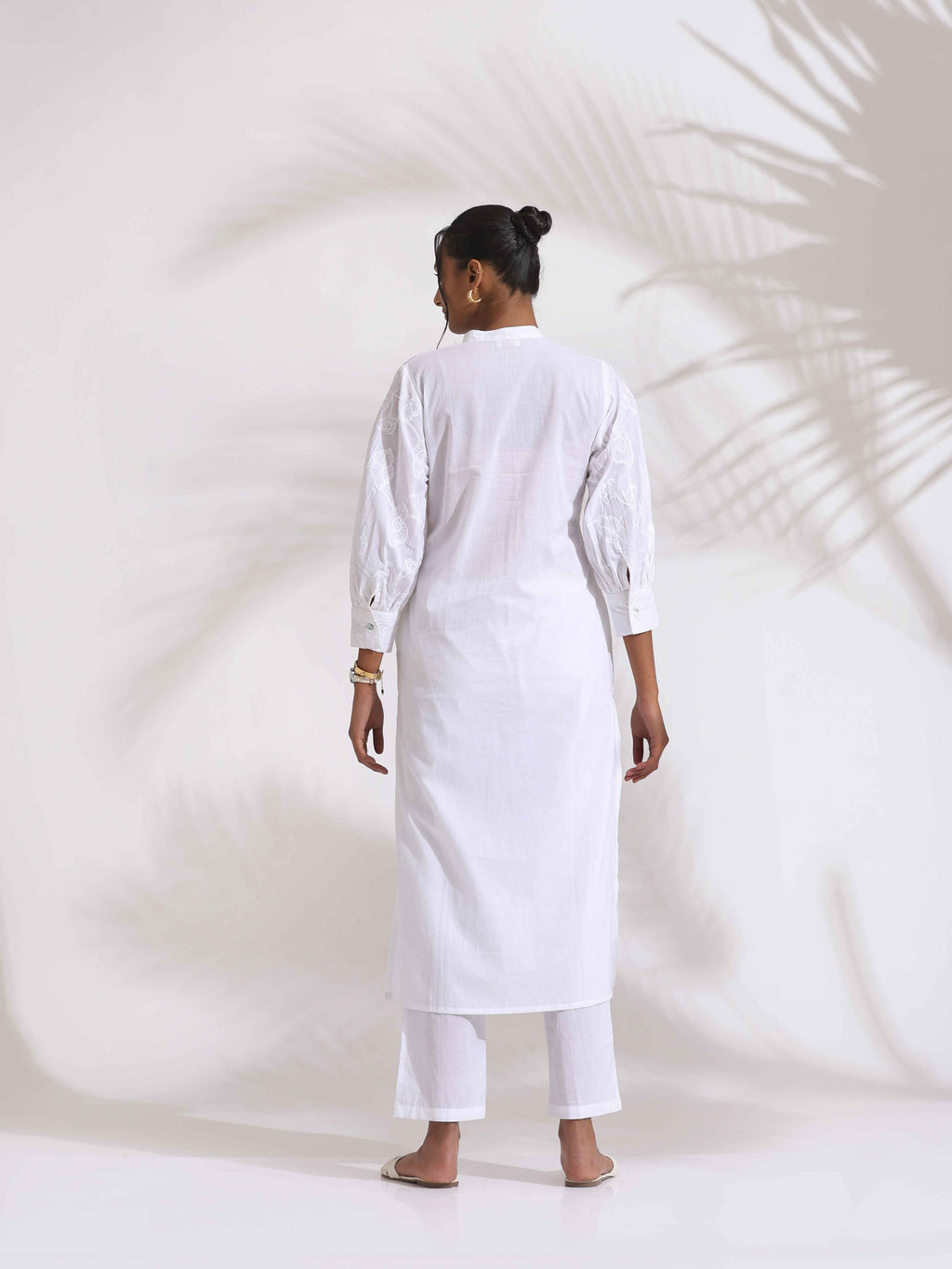 trueBrowns trueBrown White Cotton Schiffli Kurta Set - Distacart