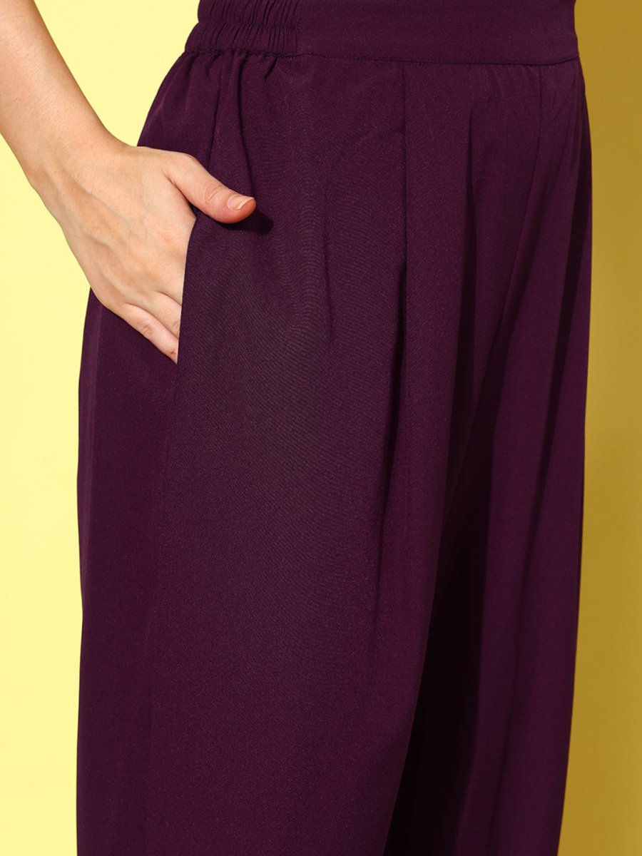 Ahalyaa Women Printed Regular Gotta Patti Kurta with Trousers