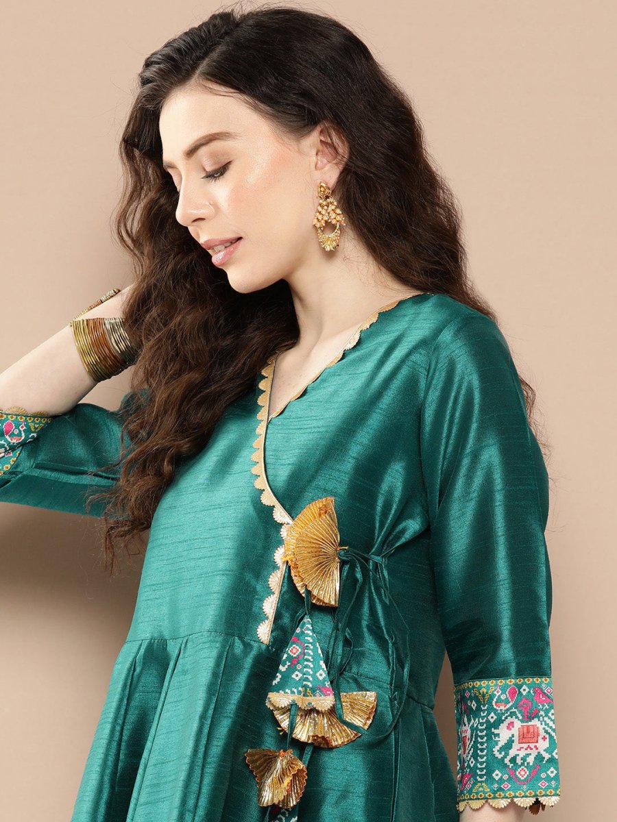Ahalyaa Embroidered Ethnic Tunic