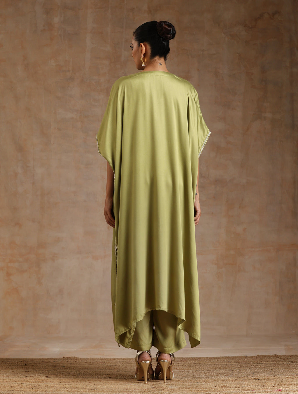 trueBrowns Light Green Modal Satin Kaftan Kurta Set | Relove - Distacart