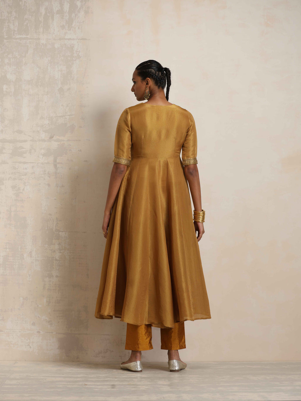 trueBrowns Gold Tissue Flared Anarkali Kurta Set - Distacart