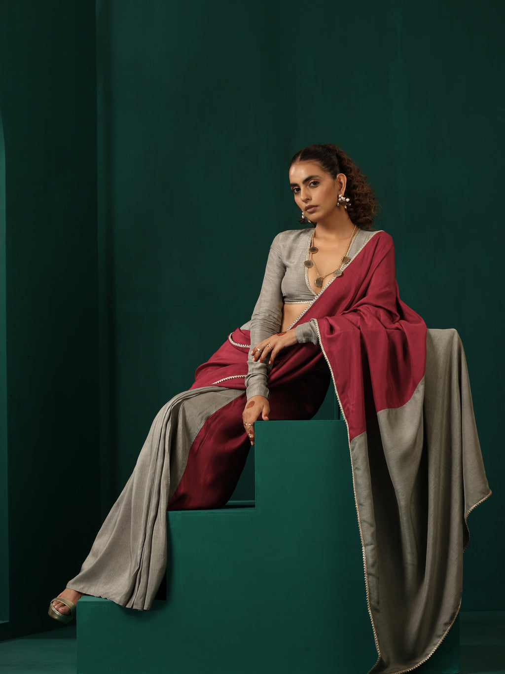 trueBrowns Grey Maroon Silk Ready to Wear Saree