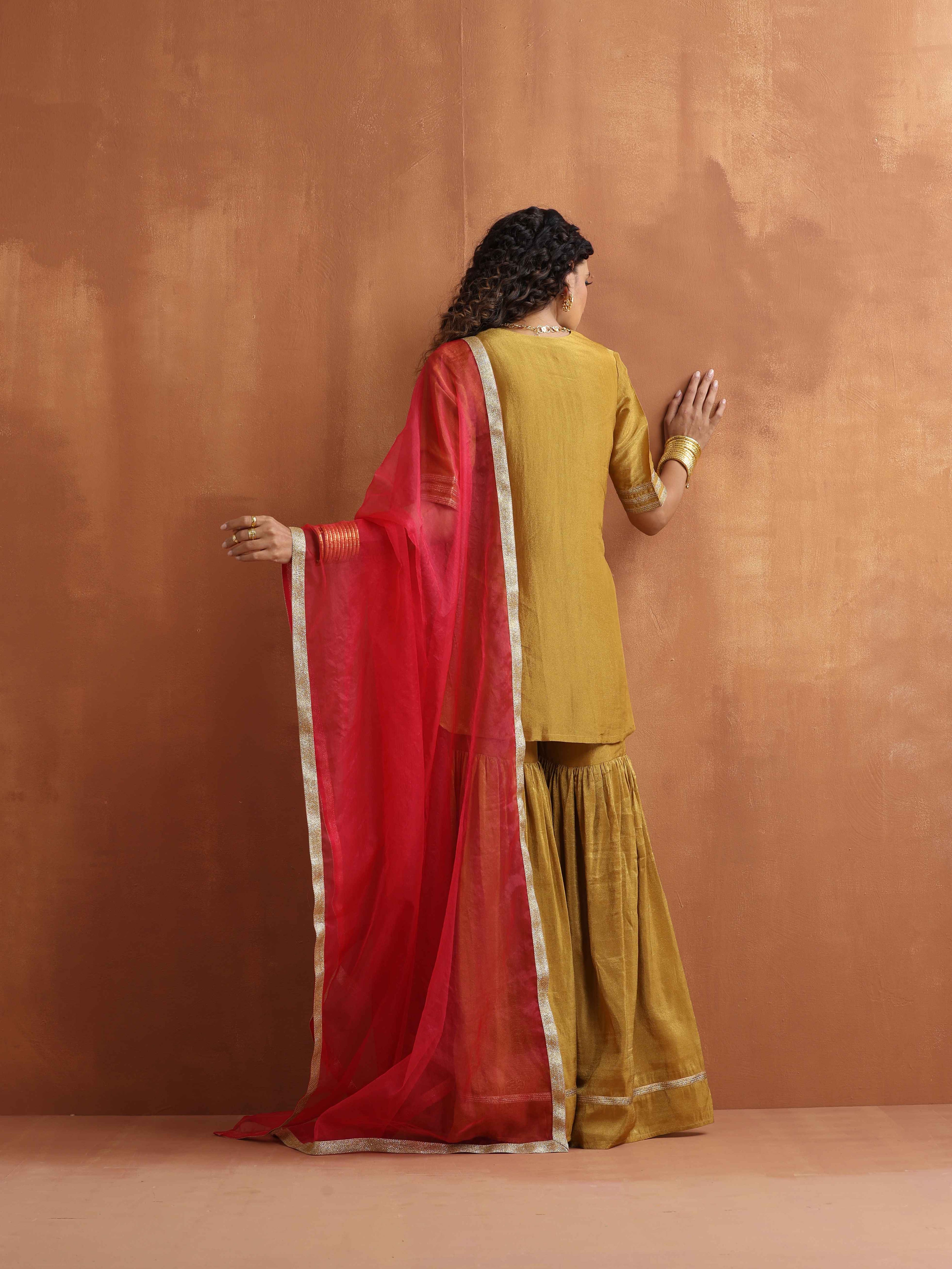 trueBrowns Gold Tissue Sharara Dupatta Set - Distacart