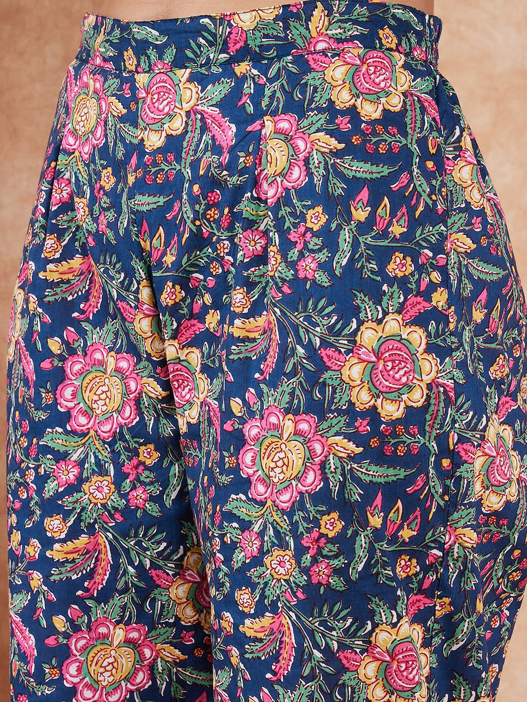 InWeave Women's Blue Green Pink Floral Print Flared Kurta Pant Set - Distacart
