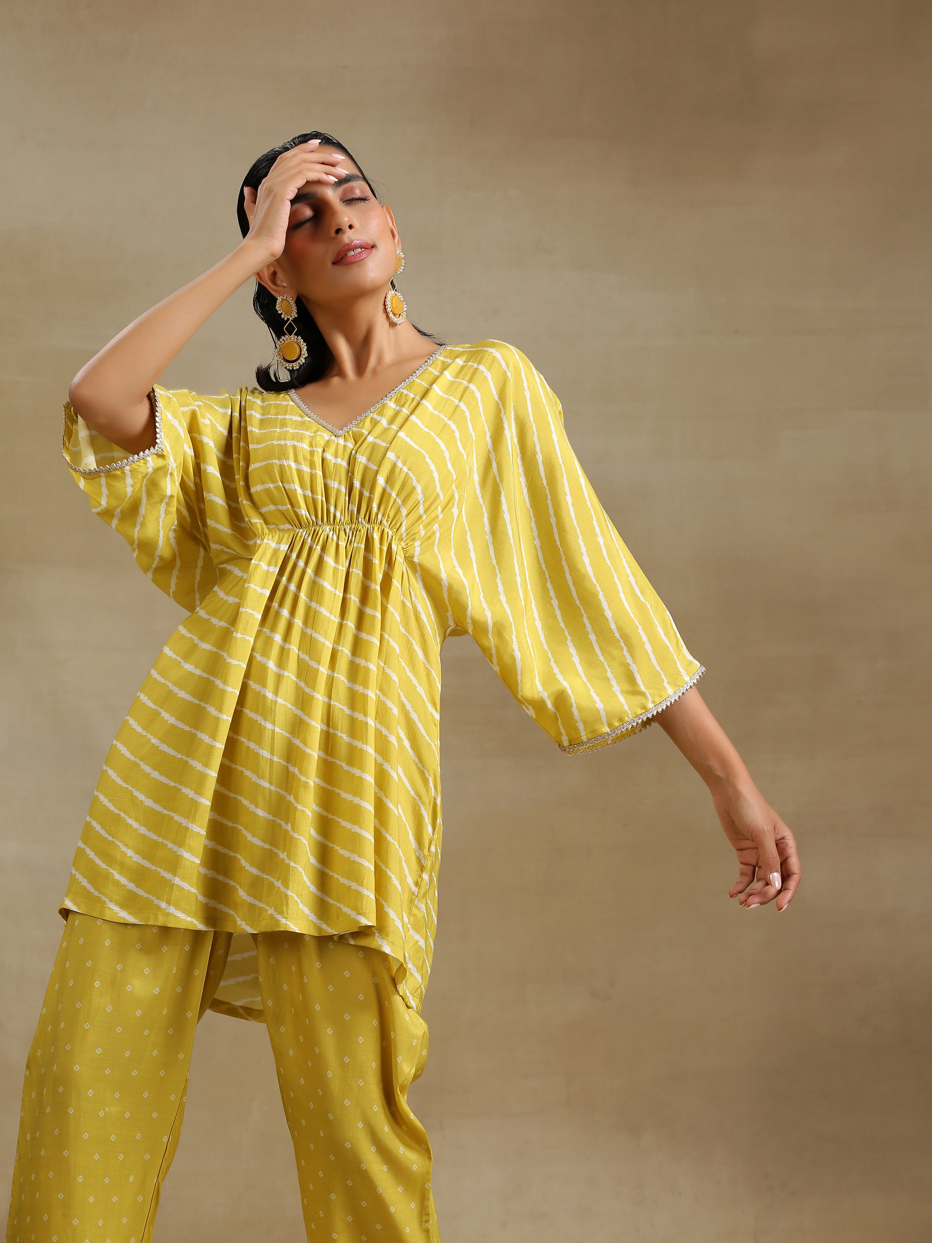 trueBrowns Lime Green Bandhani Printed Silk Drop Shoulder Co-Ord Set | Relove - Distacart