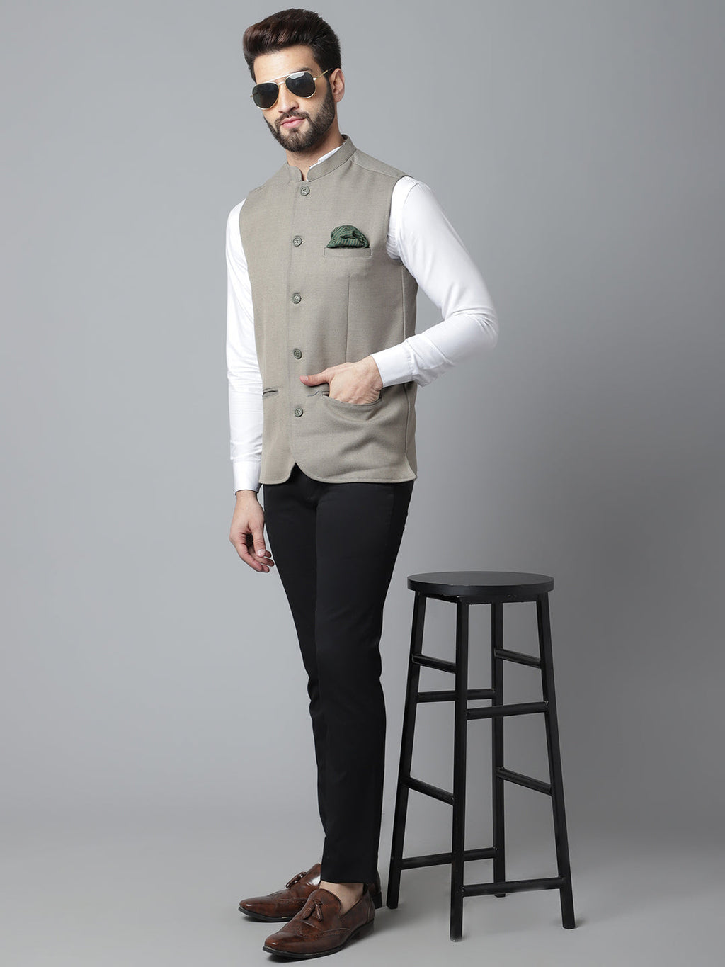 Even Apparels Men's Cream Nehru Jacket With Welt Pockets