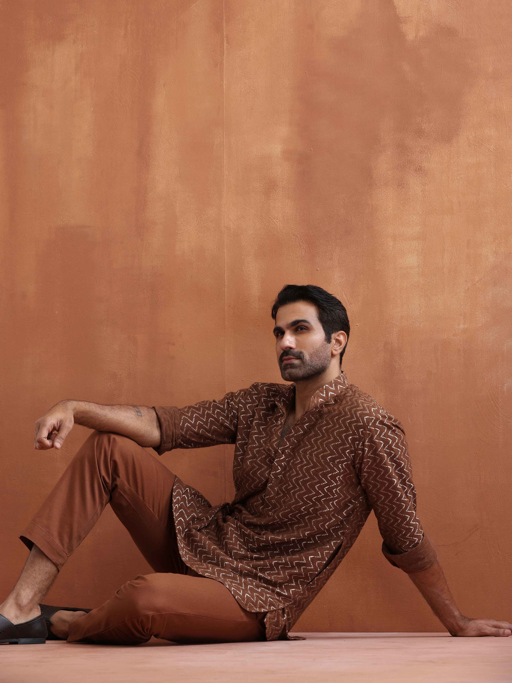 trueBrowns Men's Brown Cotton Dobby Short Kurta