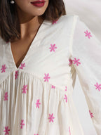 trueBrowns Off-White Cotton Floral Embroidered Flared Kurta Set - Distacart