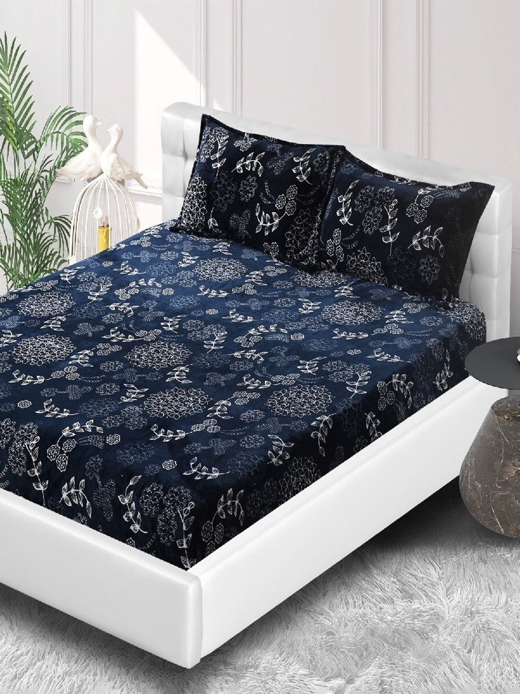 Stylespace by Isha Navy Blue & White Floral Velvet 300 TC Fitted King Bedsheet Set