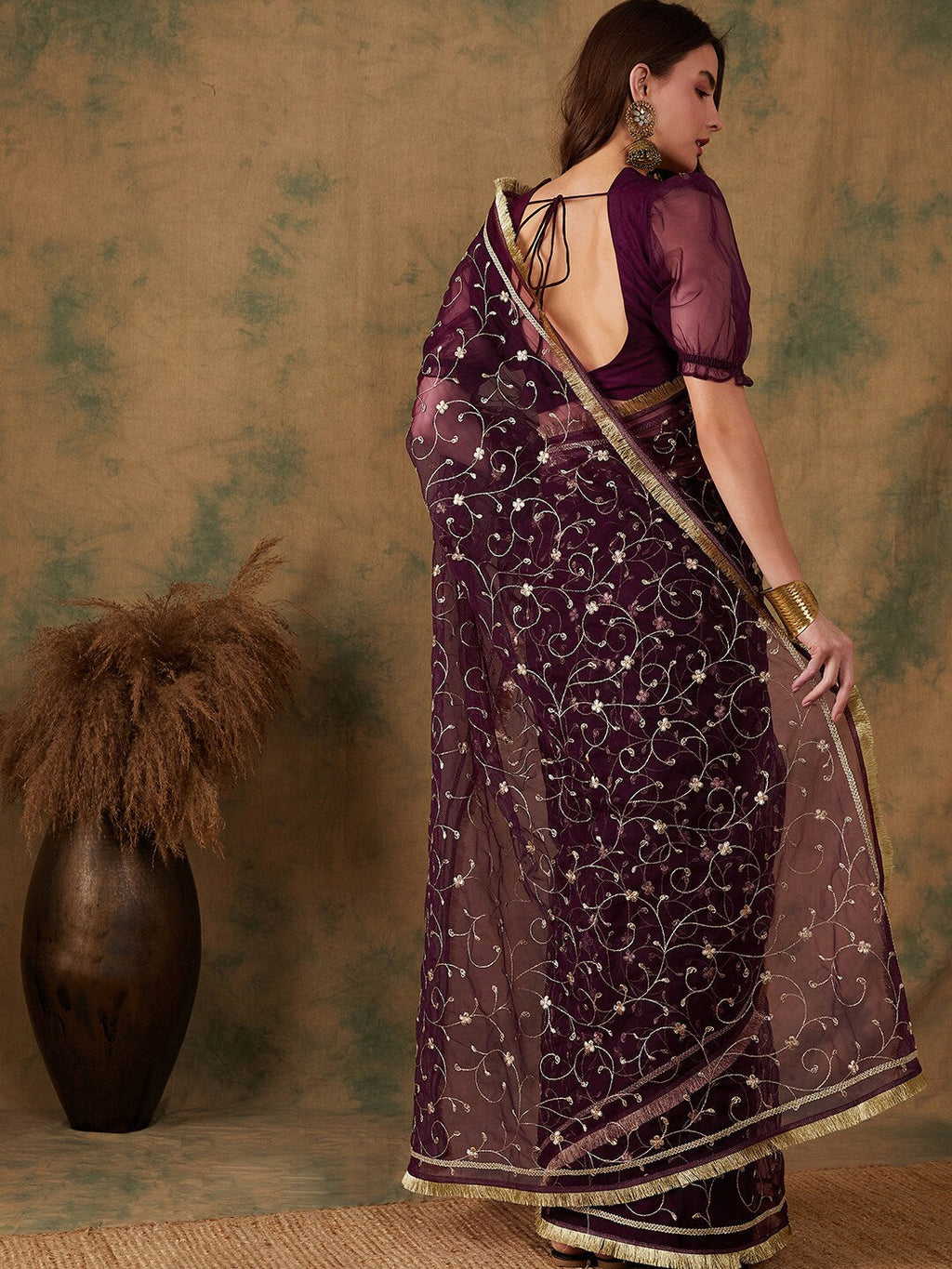 Sangria Floral Zari Jaal Embroidered Sarees - Distacart